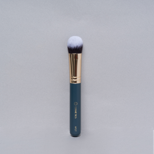 HF17: Multi-use cream blusher brush