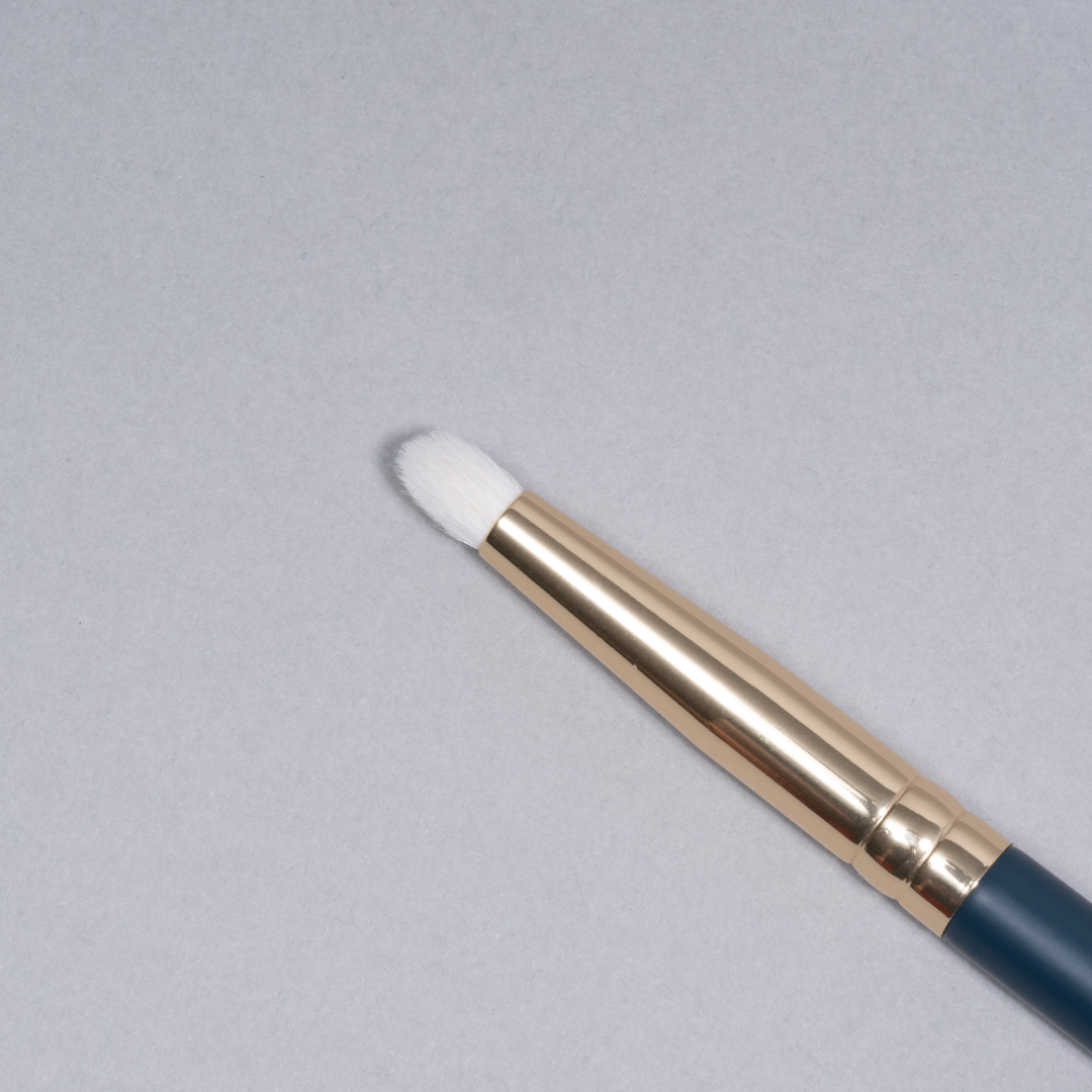 HF7 Eye pencil brush